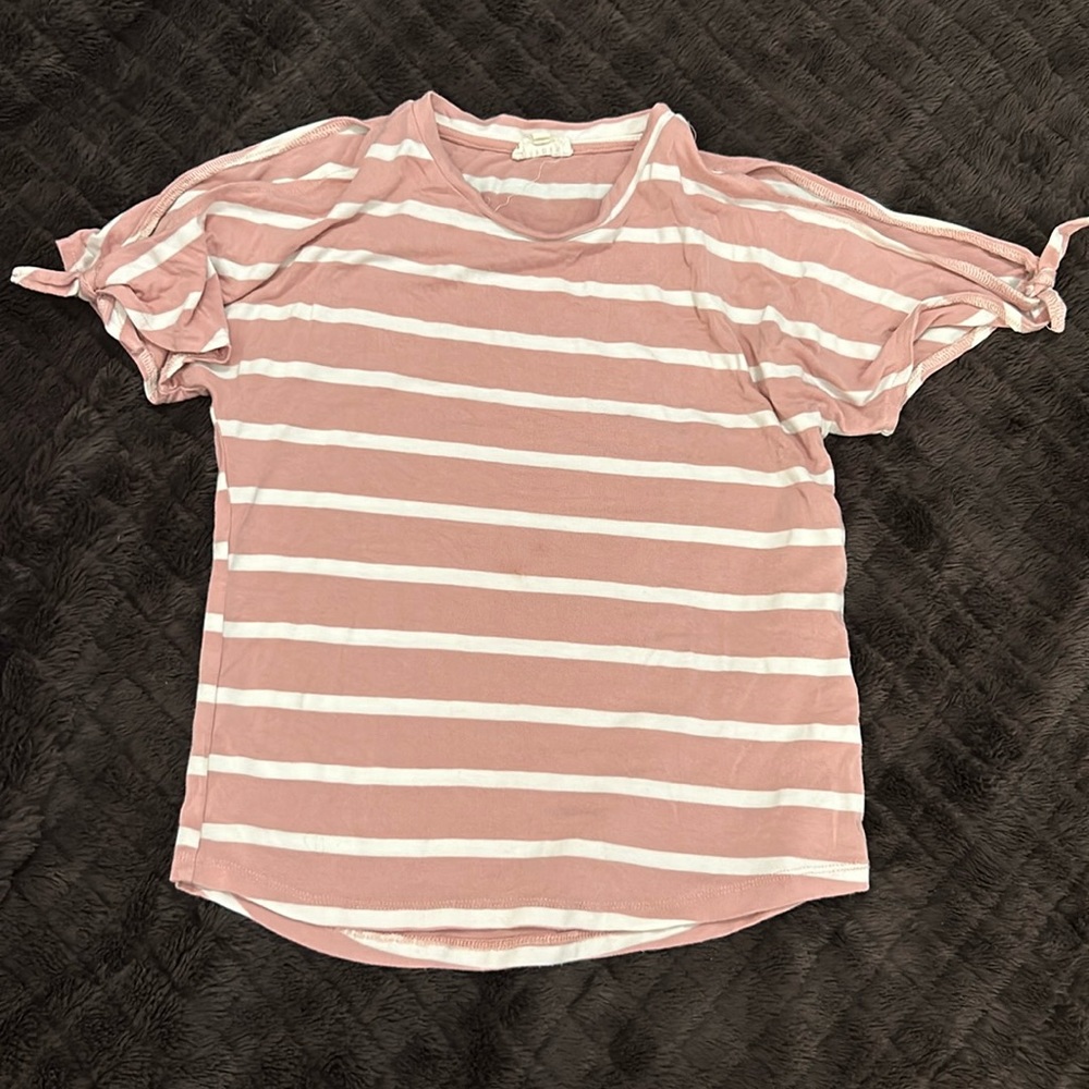 Girls cold shoulder top
